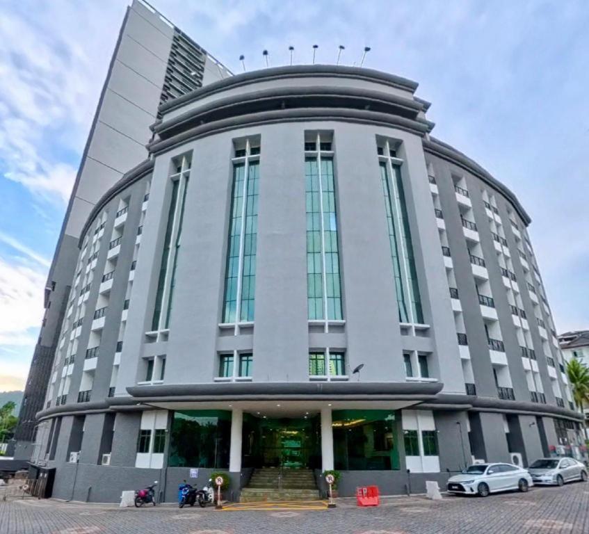 สแตลเลียน สวีท ปีนัง Hotel Jelutong ภายนอก รูปภาพ