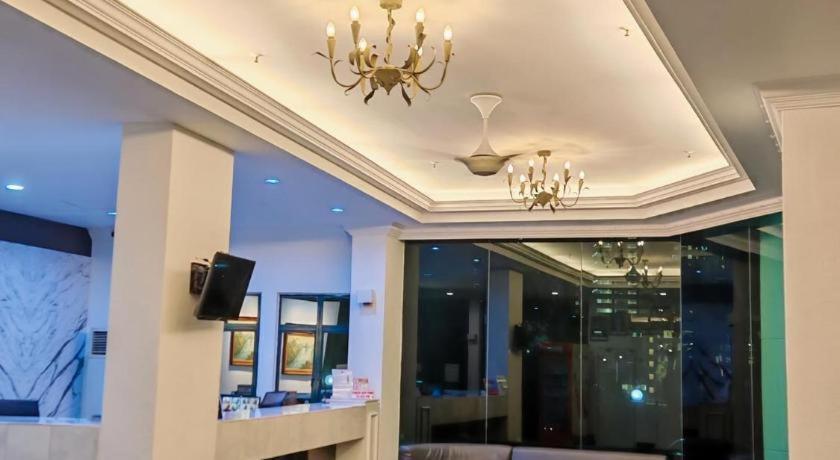 สแตลเลียน สวีท ปีนัง Hotel Jelutong ภายนอก รูปภาพ
